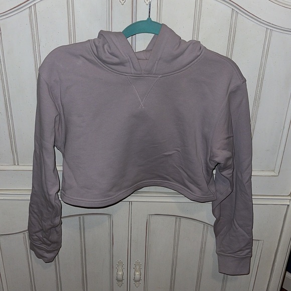 Light purple Lululemon cropped sweatshirt, Size 4 - Picture 3 of 3